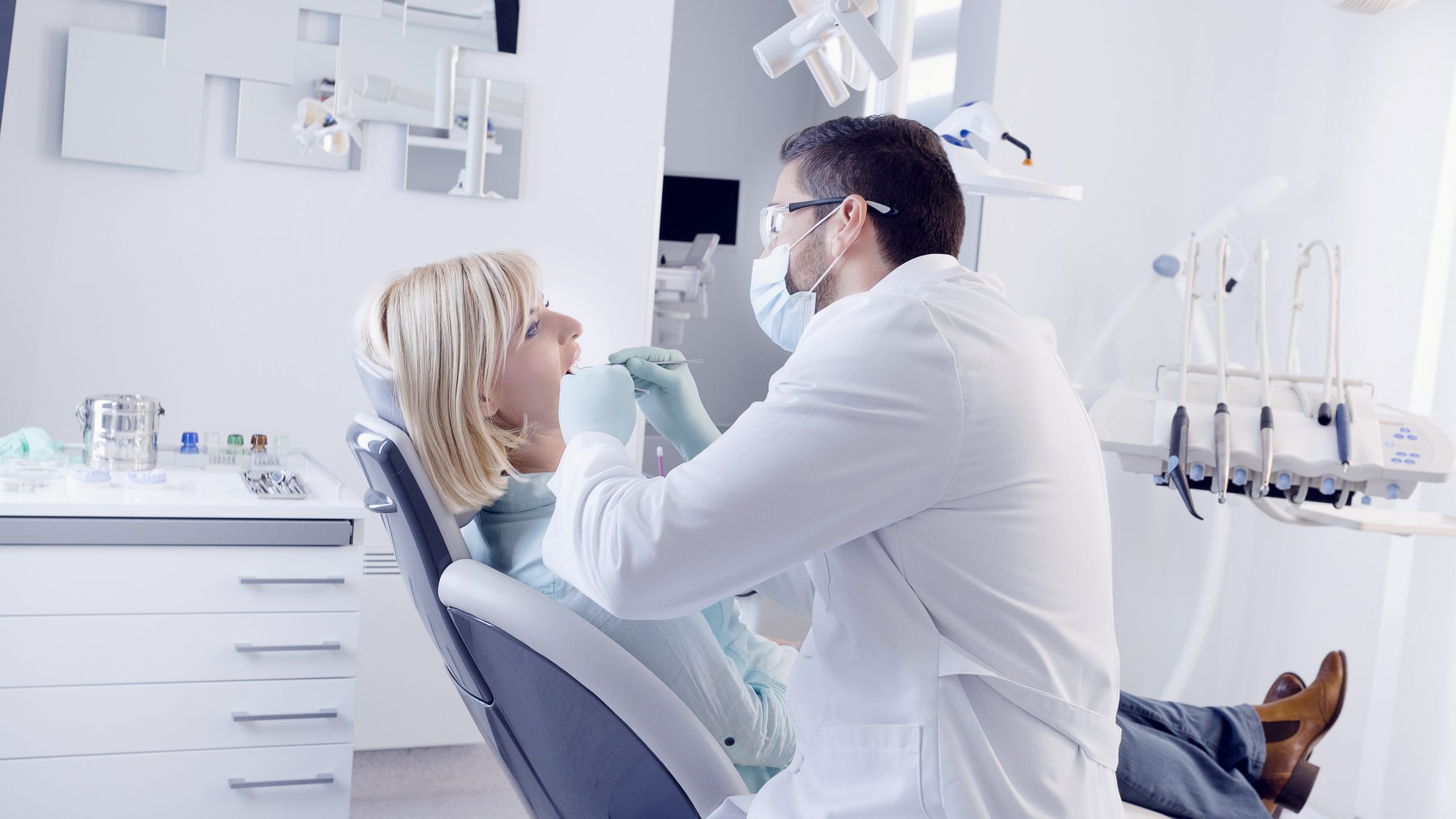 Dentist in Coos Bay, OR